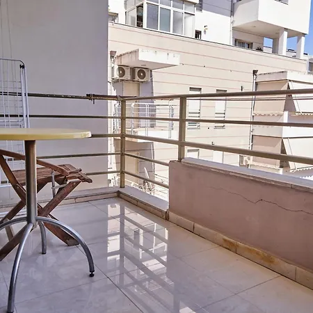 Kalpazo New Bazzar Apartment Tirana
