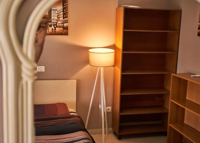 Kalpazo New Bazzar شقة *